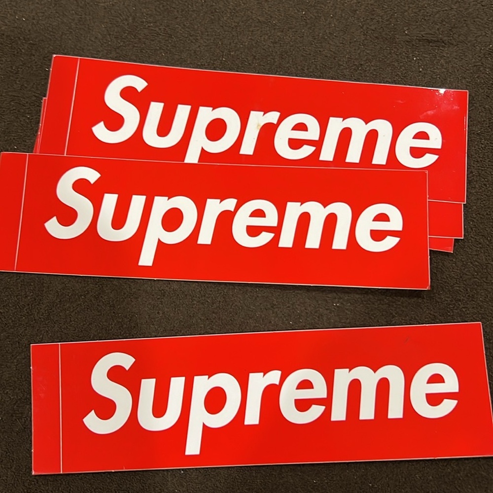 Red Supreme Sticker NEW - Picture 2 of 3